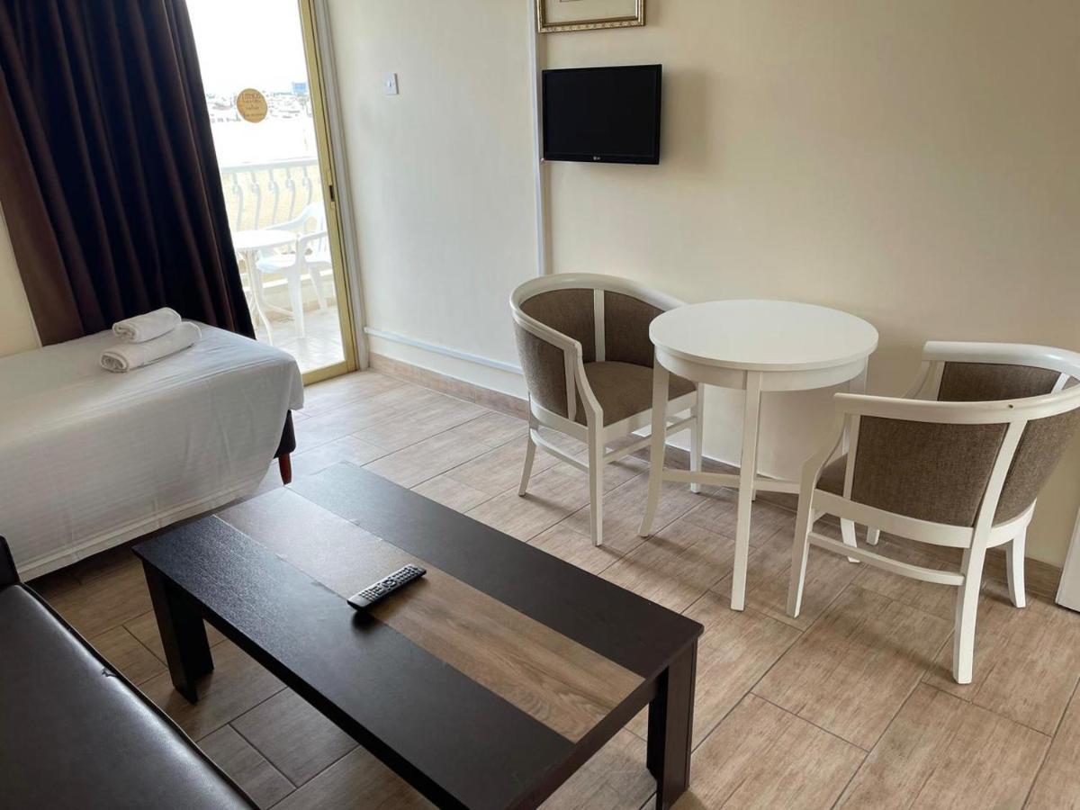 Antonis G. Hotel Apartments Oroklini Zewnętrze zdjęcie