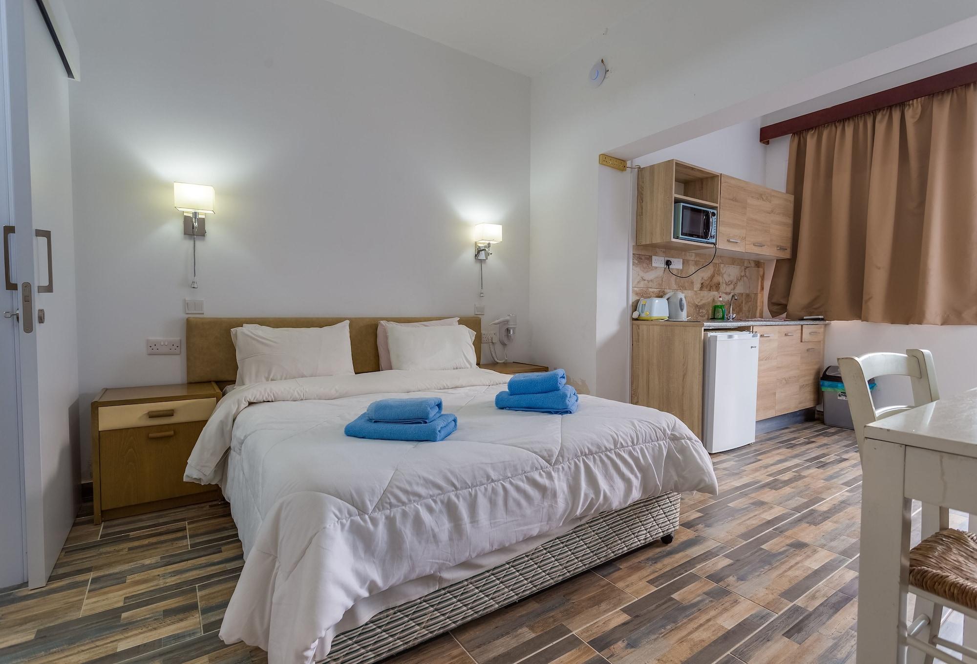 Antonis G. Hotel Apartments Oroklini Zewnętrze zdjęcie