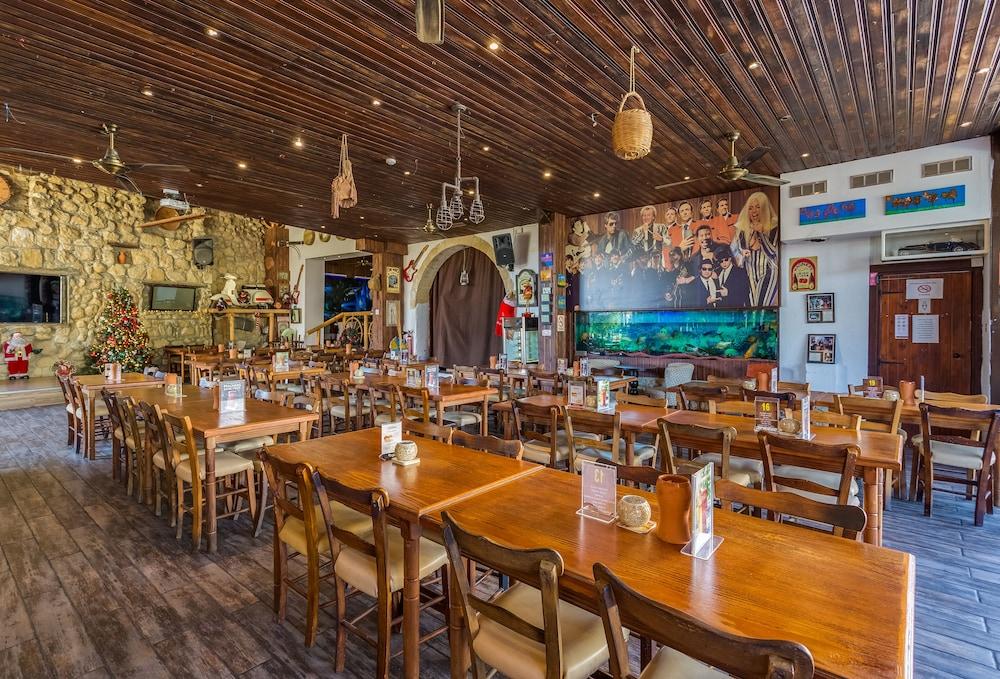 Antonis G. Hotel Apartments Oroklini Zewnętrze zdjęcie