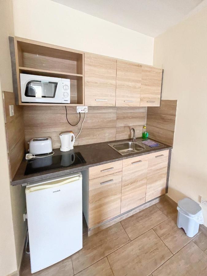 Antonis G. Hotel Apartments Oroklini Zewnętrze zdjęcie