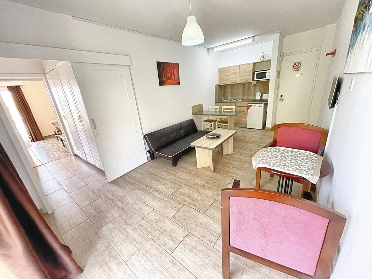 Antonis G. Hotel Apartments Oroklini Zewnętrze zdjęcie
